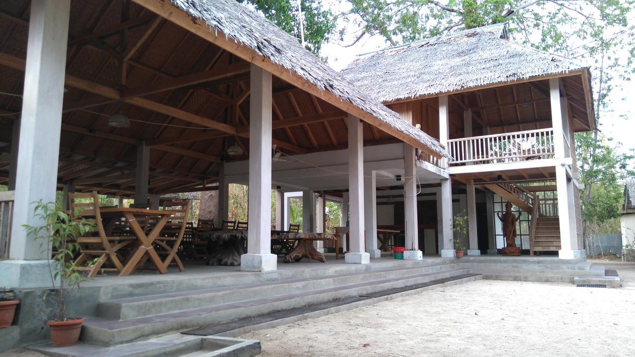 Jonaths Cottage Бунакен Экстерьер фото
