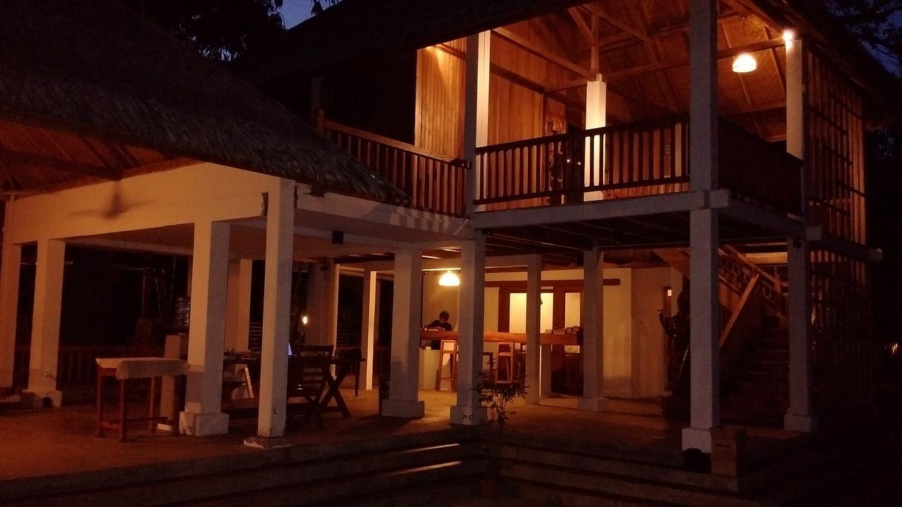 Jonaths Cottage Бунакен Экстерьер фото