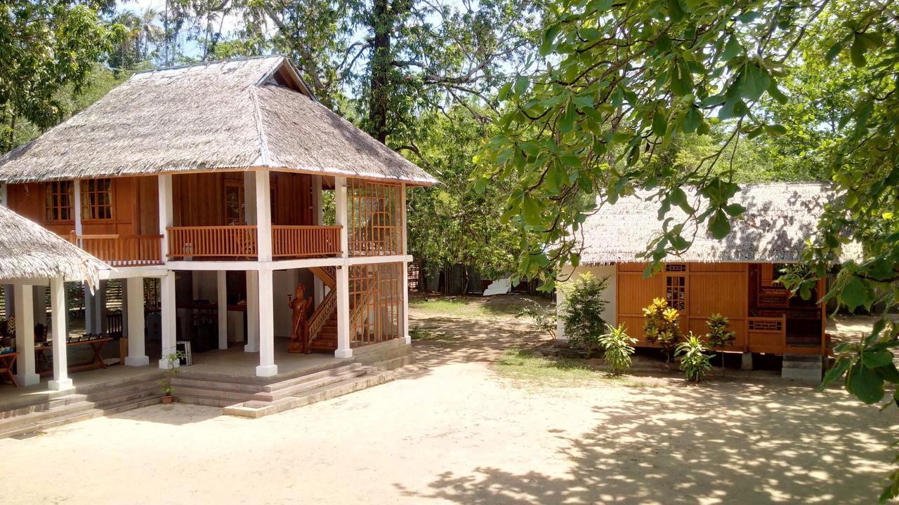 Jonaths Cottage Бунакен Экстерьер фото
