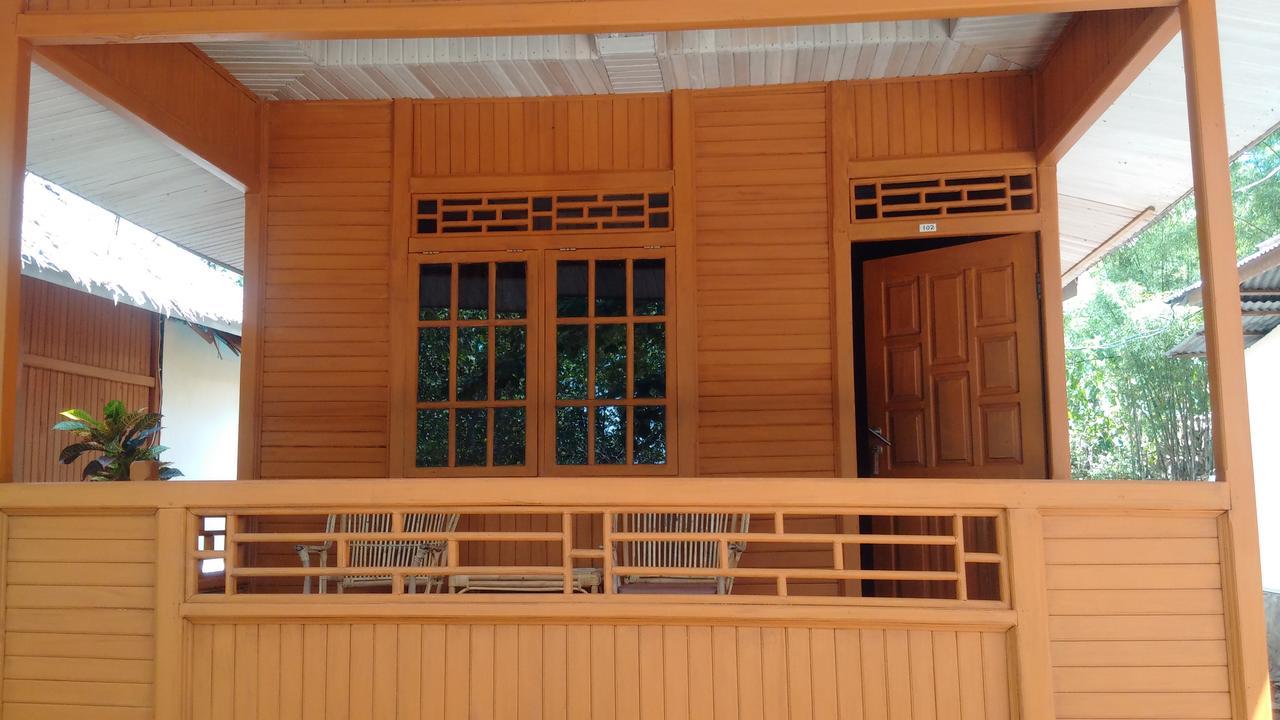 Jonaths Cottage Бунакен Экстерьер фото